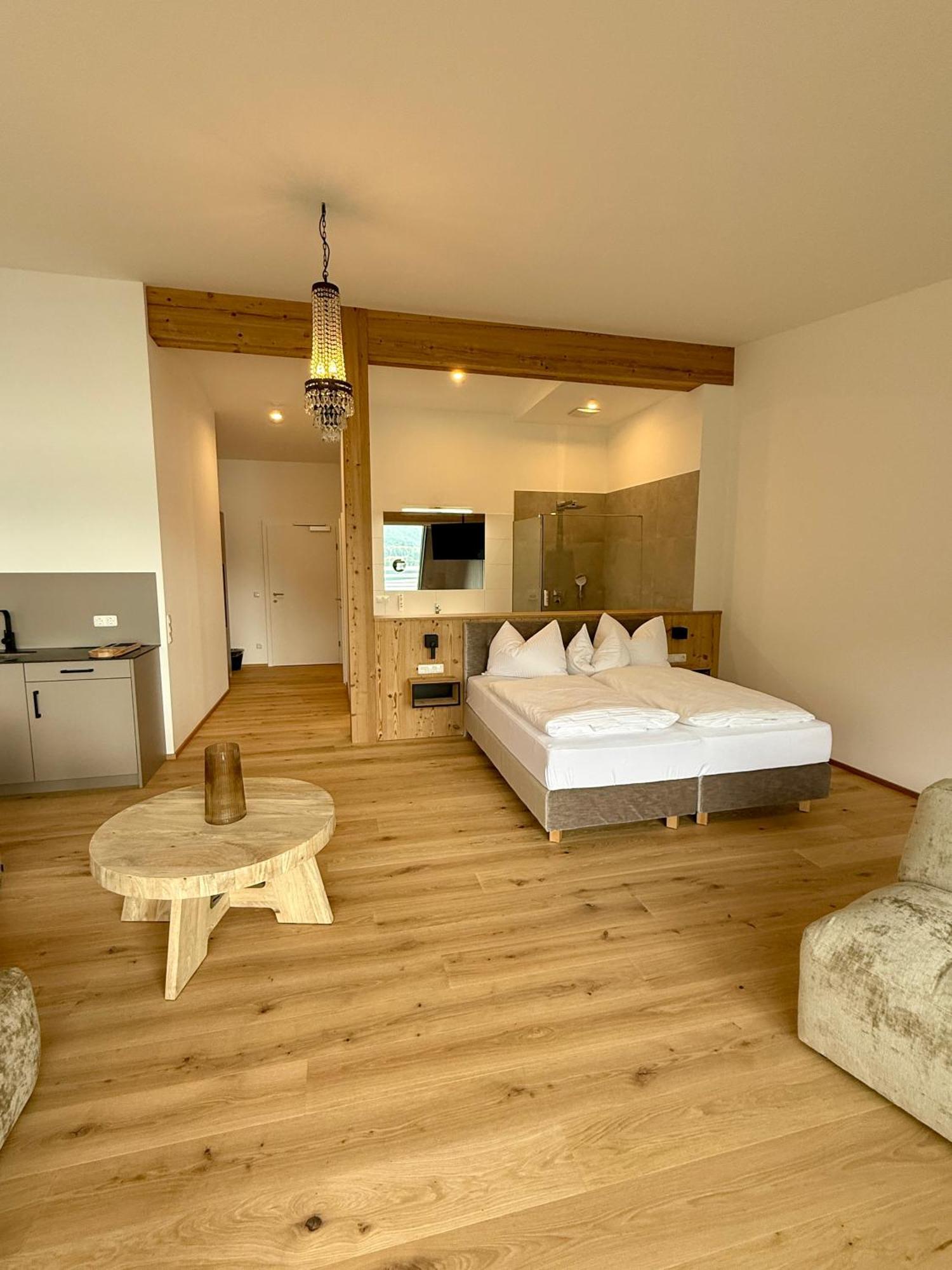 Seehotel Lilly Strobl Εξωτερικό φωτογραφία